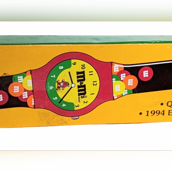 Vintage M&Ms 1994 Special Edition Engraved Quartz 1F1 Collectors Watch NEW w/box - Picture 6 of 12